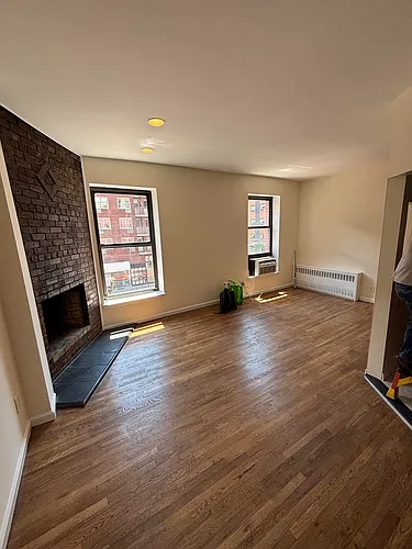 171 W 23rd St #3A Photo 1