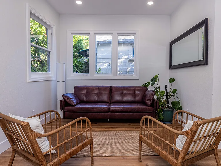 2382 Derby St #1-6 — Photo 15