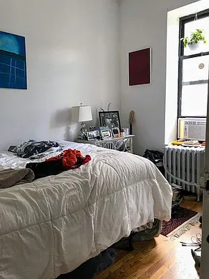 Rented by Keller Williams NYC | media 20