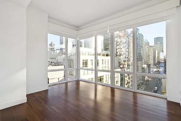 Rented by Nest Seekers International | media 4