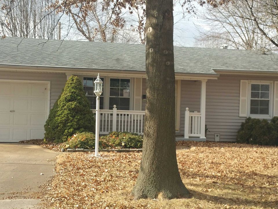2nd image of 1109 Stone St