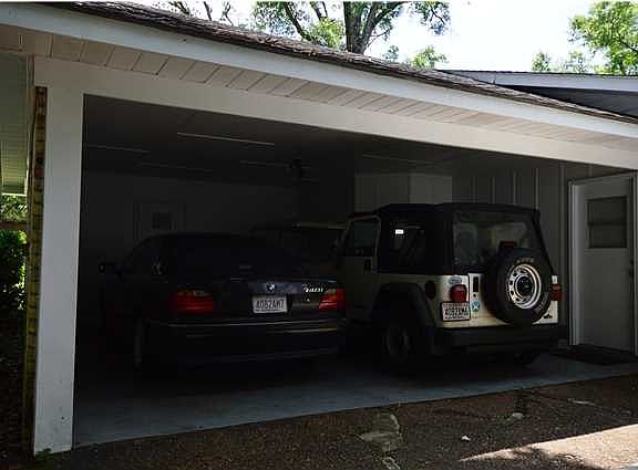 2nd image of 962 Highpoint Dr W