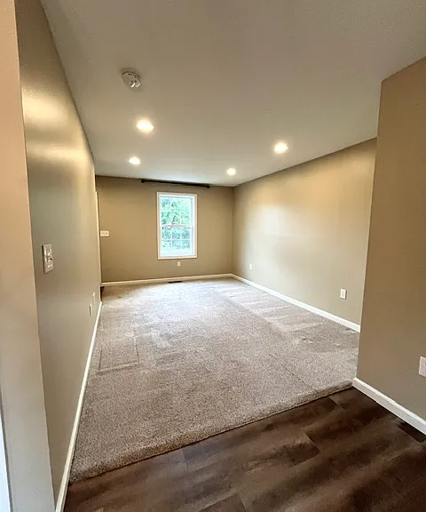 36 Raymond St — Photo 15