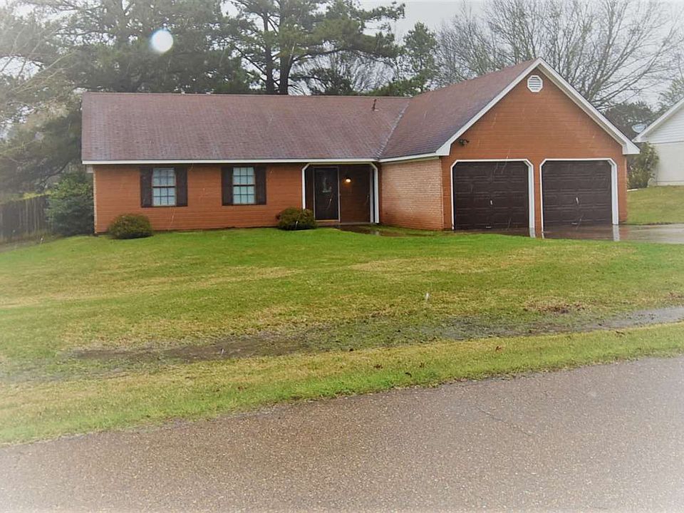 1st image of 880 Richland East Dr