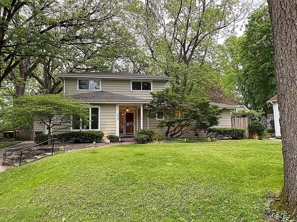 1st image of 420 Magowan Ave