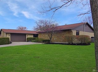 2125 Mohave Dr, Dayton, OH 45431