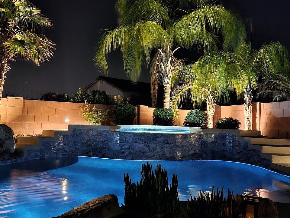 1st image of 697 W Calle Alta Loma