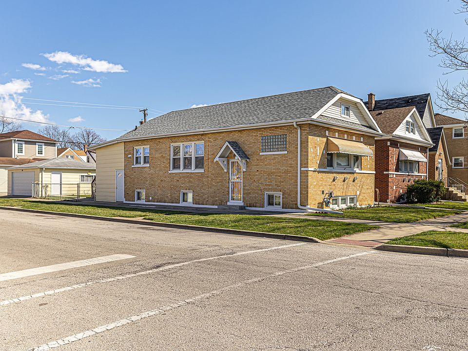 1st image of 2847 N 73rd Ave