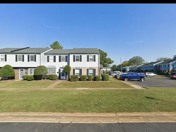 3242 Hunters Mill Ct, Richmond, VA 23223