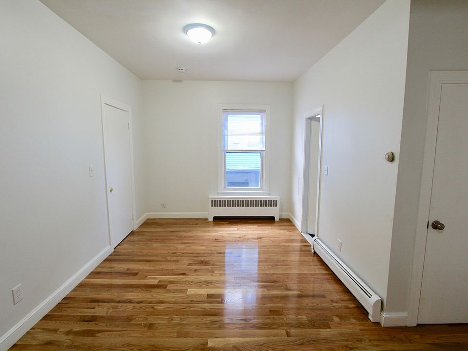 2nd image of 55A Forest Ave #1F
