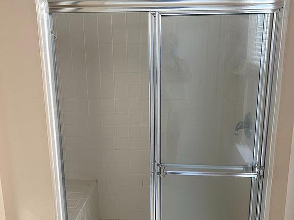 5th image of 5604 Havenwood Ct