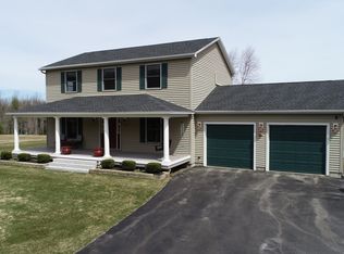 826 Sturtevant Hill Rd, Winthrop, ME 04364