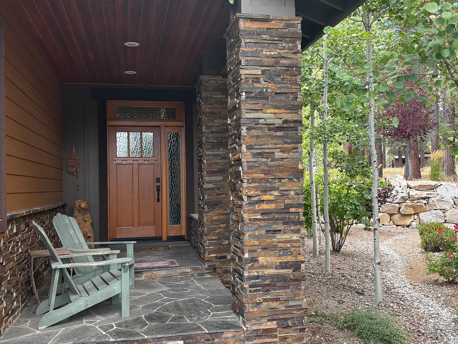 3 bed, 2.5 bath, 2565 sqft, $5,986 — Photo 1