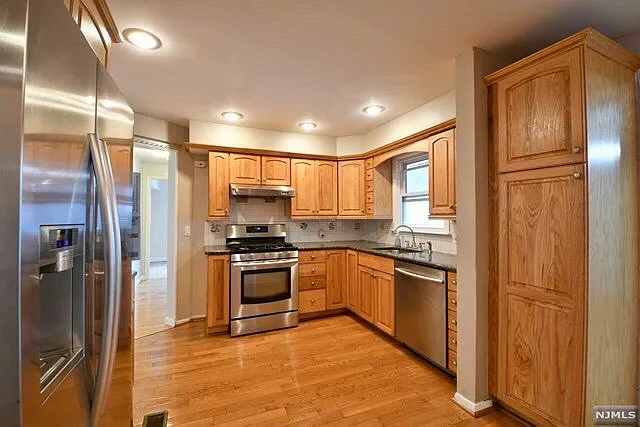 628 River Rd — Photo 4