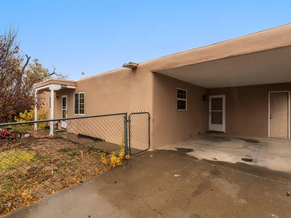 1206 Morning Dr, Santa Fe, NM 87507