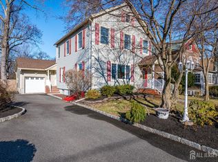 27 Rose St, Metuchen, NJ 08840