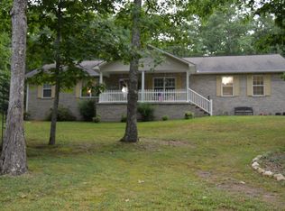 461 Robin Hood Dr, Crossville, TN 38555