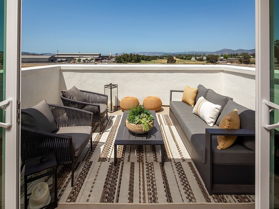 Plan 3 - Balcony