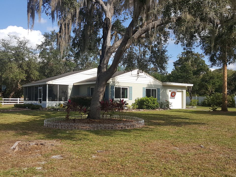 1st image of 270 Oakshade Dr