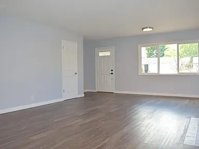 306 Mercy St — Photo 5