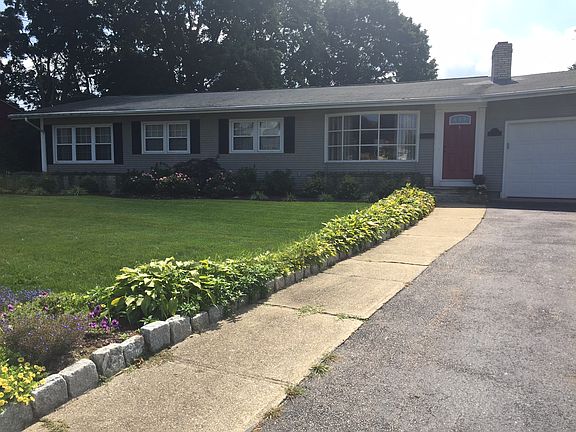 5th image of 7 Park Blvd