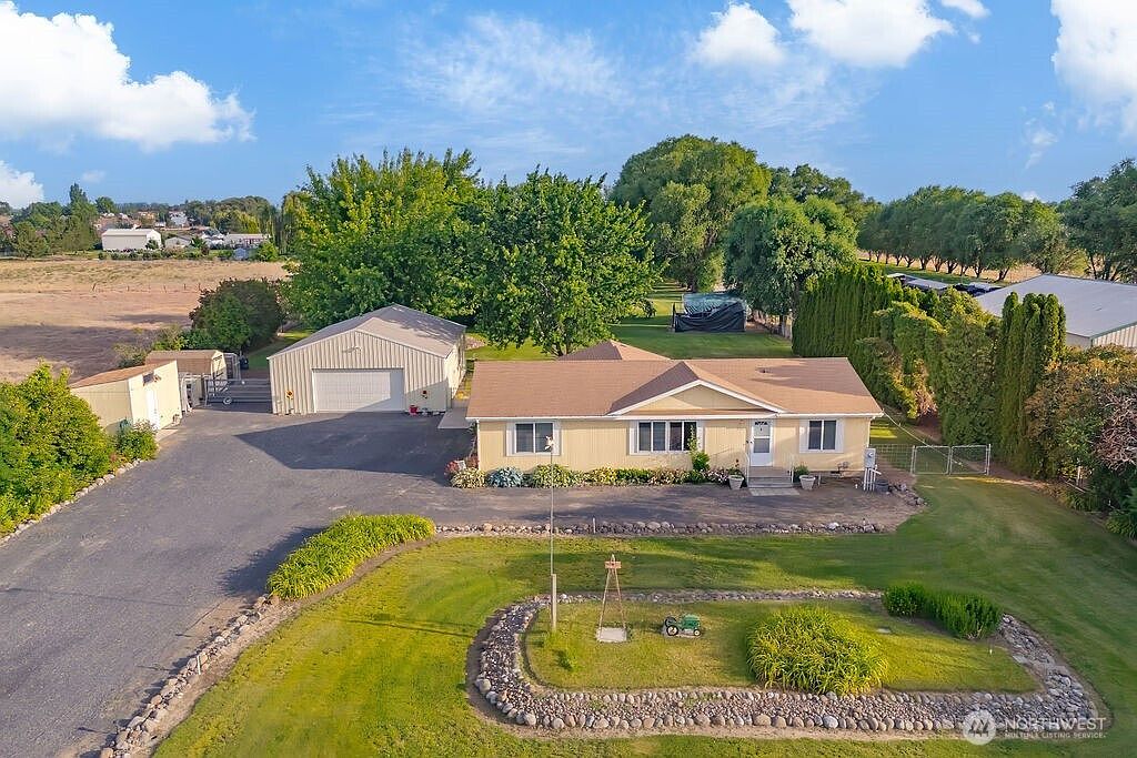 7357 Wild Goose Lane NE, Moses Lake, WA 98837 | Zillow