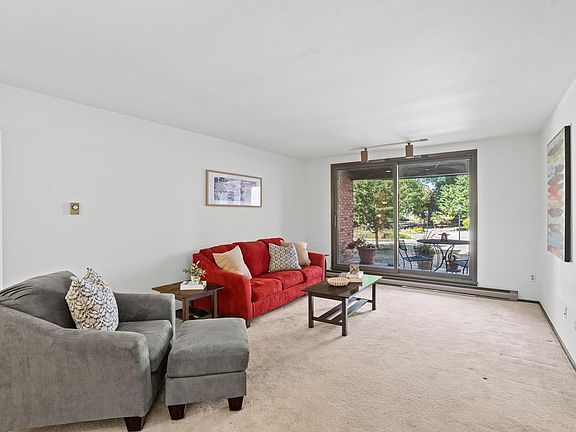 3rd image of 1906 E Shorewood BOULEVARD #163
