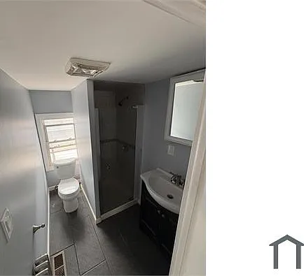 352 S 10th Ave — Photo 7