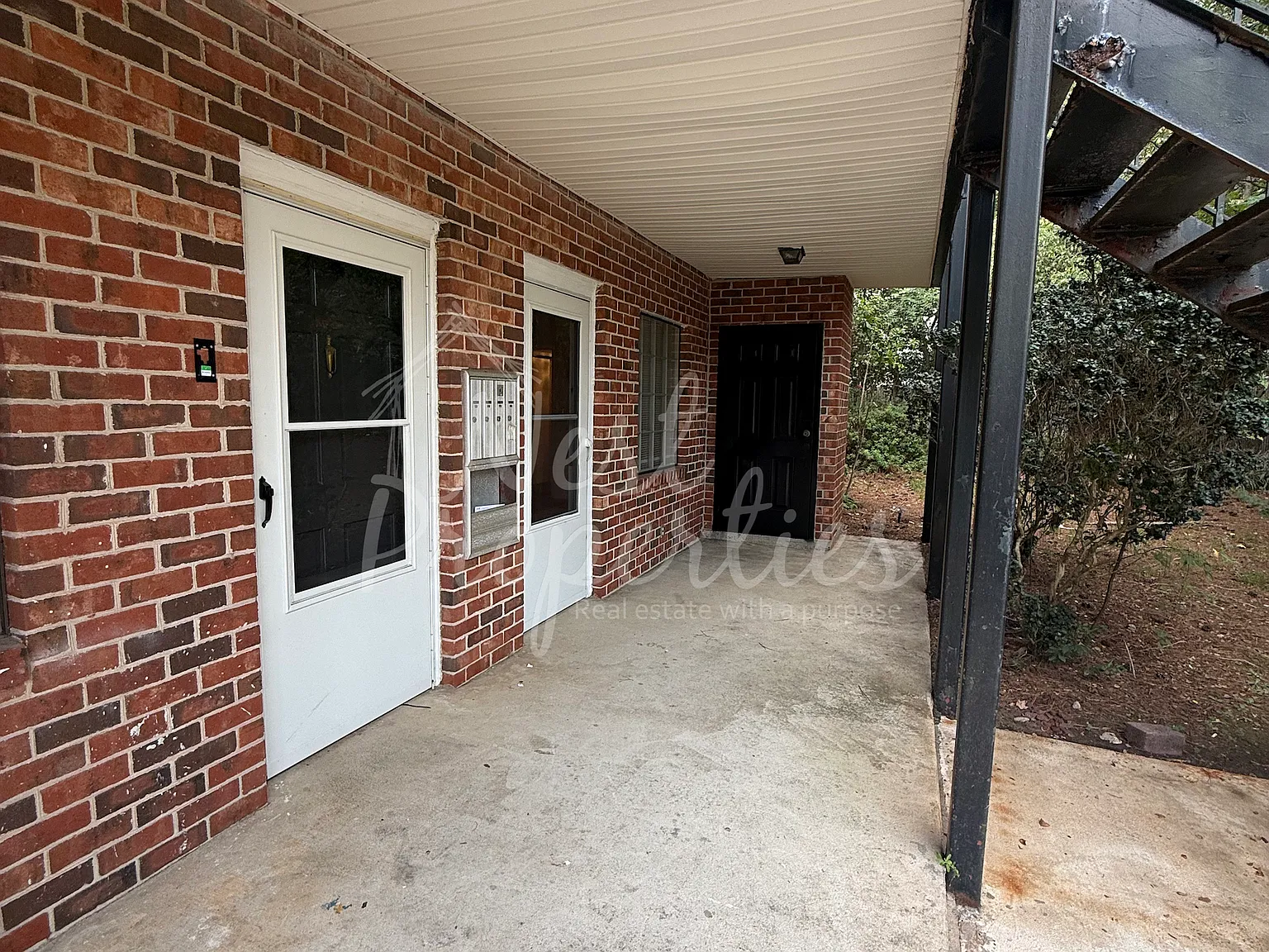 317 Cambout Street - 1 — Photo 1