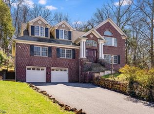 180 Blackburn Rd, Summit, NJ 07901