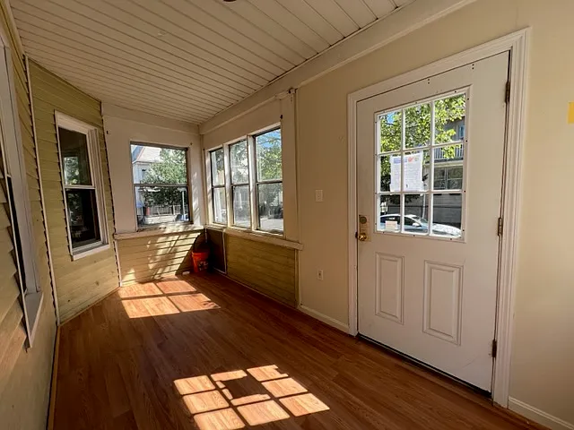 38 Illinois Ave #2 — Photo 19