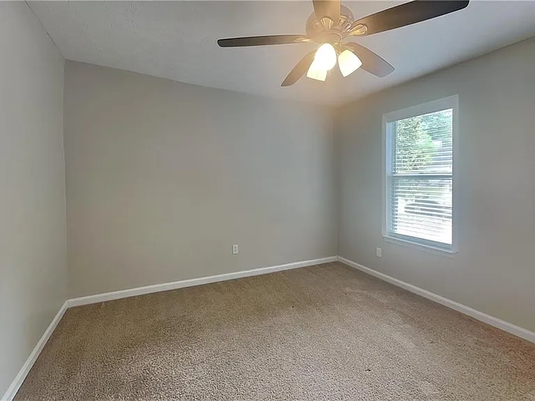 335 Olde Bridge Way — Photo 11