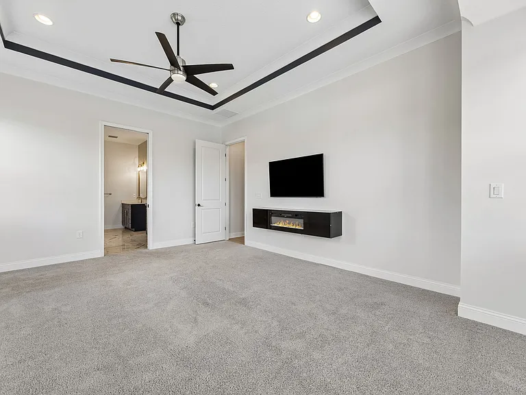 351 Sawgrass Dr — Photo 21