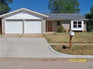 1200 S Morgan Dr, Moore, OK 73160