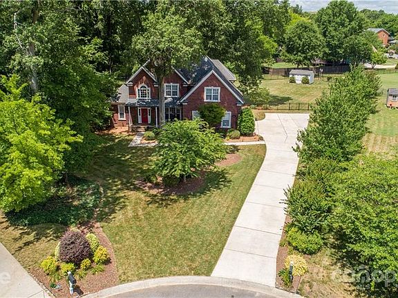 5th image of 4014 Jubilee Ct