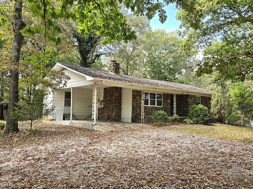 1st image of 208 Violet St