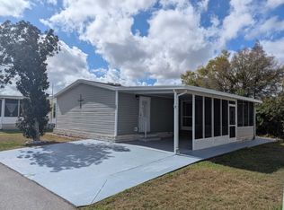 395 Lake Erie Ln, Mulberry, FL 33860