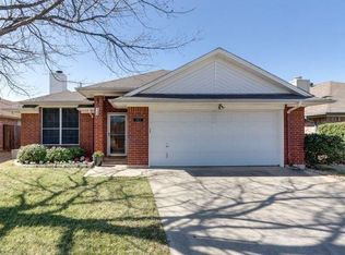 6917 Westover Way, North Richland Hills, TX 76182