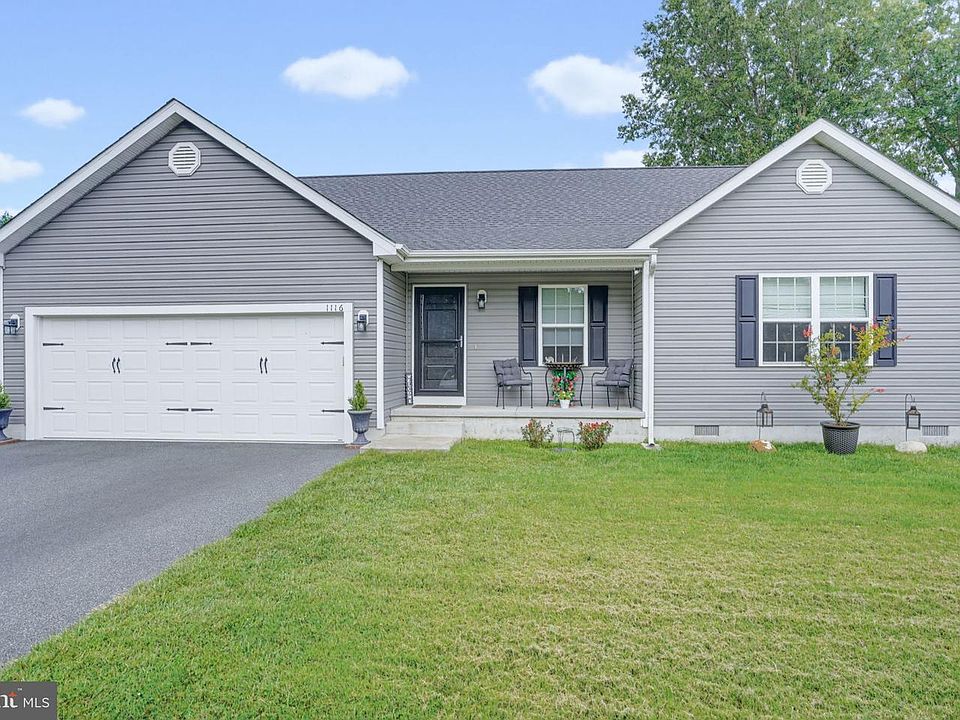 1st image of 1116 Canterbury Rd