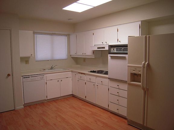 5th image of 11097 W Frontier Dr
