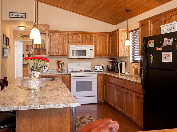 5th image of 1136 W Sherwood Blvd