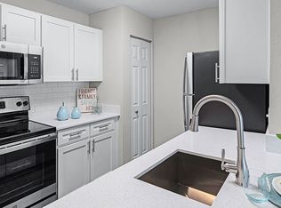 Sabal Palm at Lake Buena Vista Apartment Homes, Orlando, FL 32821