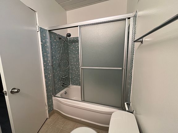 Upstairs Bathroom tub