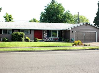 1421 Delrose Ave, Springfield, OR 97477