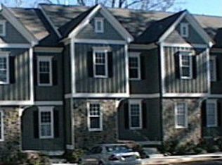 825 Cotton Exchange Ct, Raleigh, NC 27608