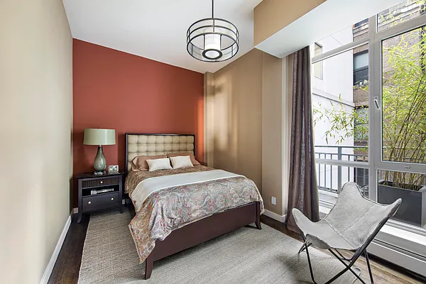 Sold by Compass | media 9