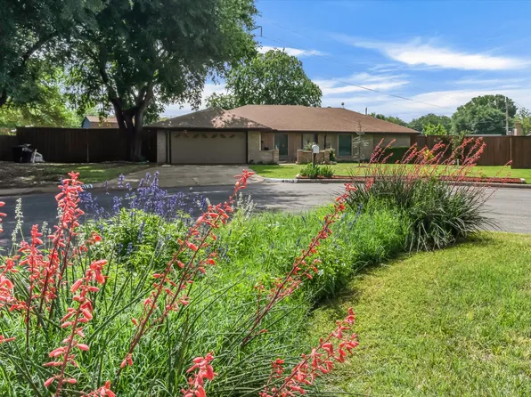 4513 Charles Ct, Benbrook, TX 76116