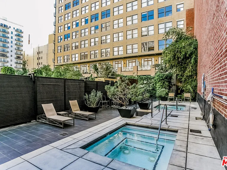 460 S Spring St #608 — Photo 30