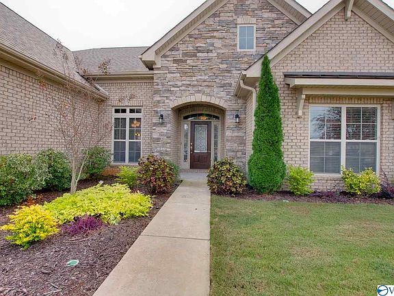 3rd image of 4528 Blairmont Dr SE
