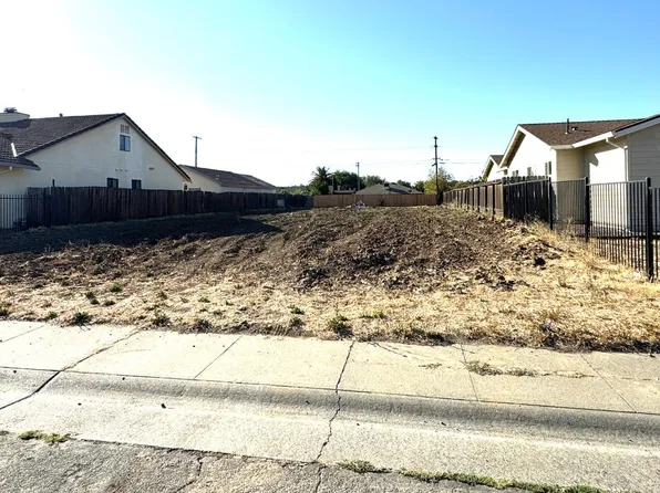 2504 51st Ave, Sacramento, CA 95822